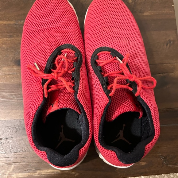 Jordan Future Low - red - 12 - Picture 3 of 6